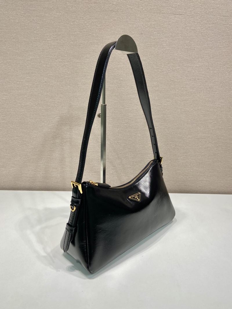 Pra*a hobo bags